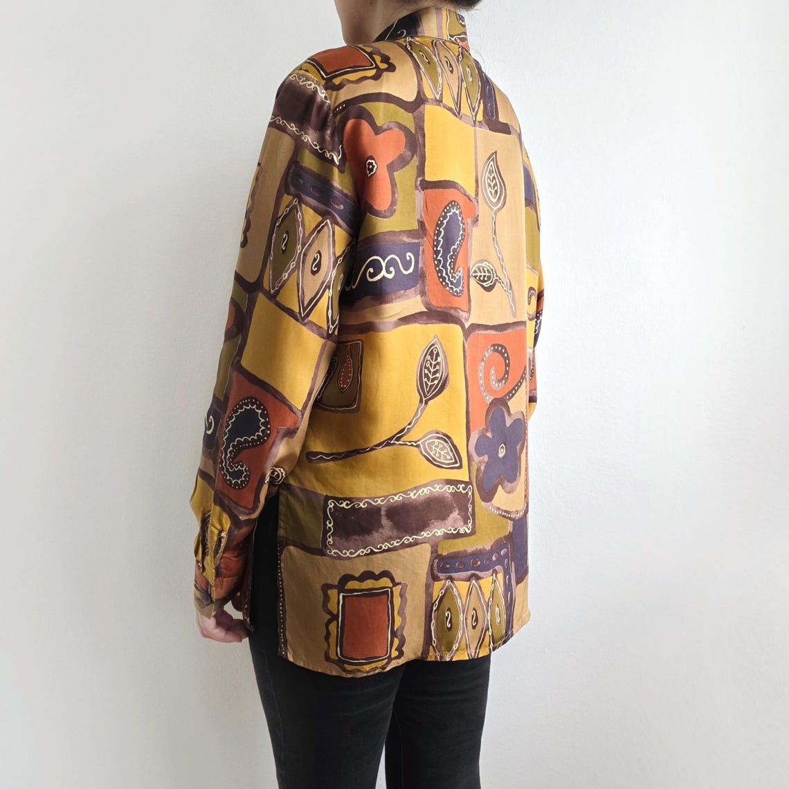 Vintage Cupro Abstract Patchwork Blouse | Vegan Silk Paisley Floral Ladies Shirt | Medium, photo 4 of 5