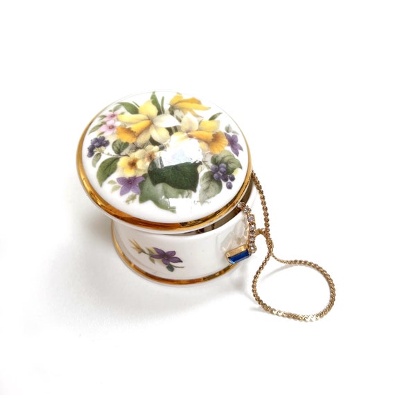 Vintage Floral China Small Jewellery Box | Fine B… - image 2