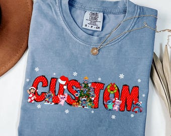 Camiseta navideña personalizada de Stitch con nombre, Camiseta personalizada de Lilo y Stitch, Regalo personalizado de Stitch, Camiseta navideña de Stitch, Camiseta para viaje navideño a Disney