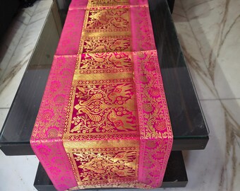 Chemin de table en brocart à motif d'éléphants roses, décoration de table en soie, centre de table de style indien, 40 x 150 cm