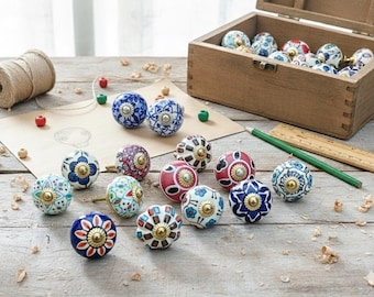 Assorted Artisan Hand-Painted Ceramic Knobs Vintage Style Decorative Drawer & Cabinet Handles for Home Furniture
