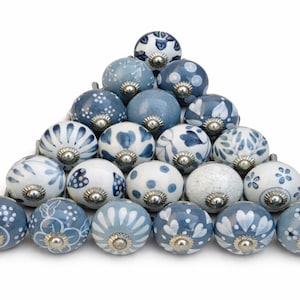 Blue Ceramic Drawer Knobs Floral Hand Painted Cabinet Knobs Vintage Decorative Kitchen Cupboard Dresser Pull Handles Home Decor