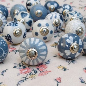 Decorative Floral Ceramic Cabinet Knob Vintage Drawer Pull Furniture Handle Kitchen Cupboard Dresser Hardware Accent Set of 12