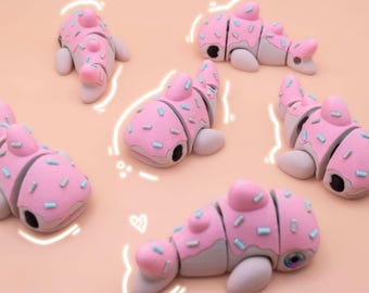Donut Shark Flex Toy – Fun Stretchy Squeeze Stress Reliever for Kids & Adults, Unique Gift Idea, Soft Sensory Fidget Toy