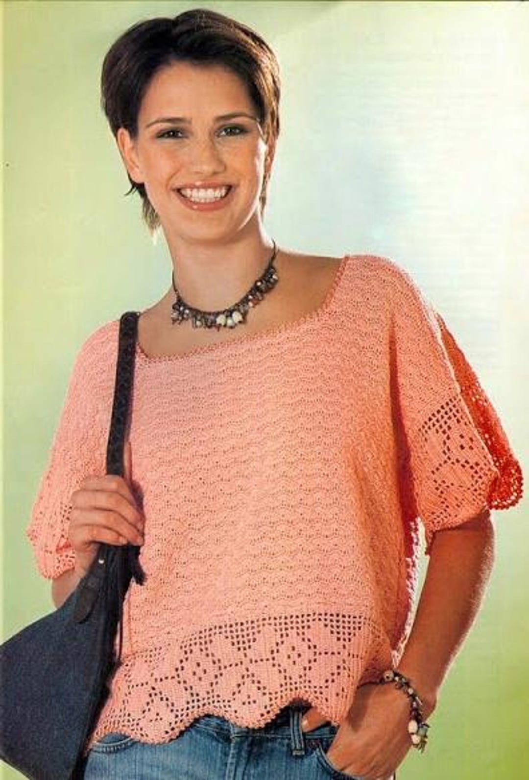 Women Fuchsia Crochet Round Neck Half Sleeve Top