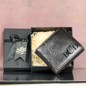 Personalized Wallet, Mens Wallet,Engraved Wallet, Groomsmen Wallet, Leather Wallet, Custom Wallet, Boyfriend Gift for Men, Gift for Him