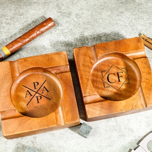 Personalized Cigar Ashtray, Cigar Holder, Wooden Cigar Ashtray, Best Man Gift, Cigar Accessory, Husband & Fathers Gift, Groomsman Gift,