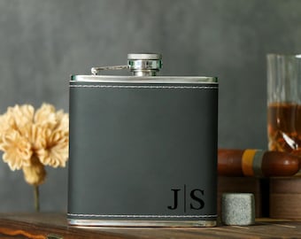 Personalisierte Lederflasche für Männer, Benutzerdefinierte Lederflasche, Getränke- und Barware-Geschenke, Geschenk für ihn, Vater der Brautgeschenke, Geschenk für Vater