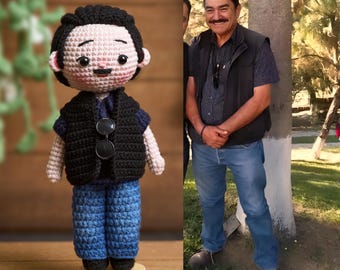 Custom Portrait Doll, Personalised Handmade Memorial Crochet Doll, Look-Alike Amigurumi Portrait, Anniversary Gift, Gift for Dad