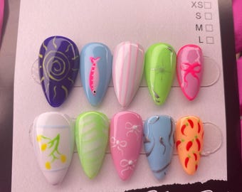 Press on nails - popular design - unique press on nails - luxury press on nails - nail art - trendy nails