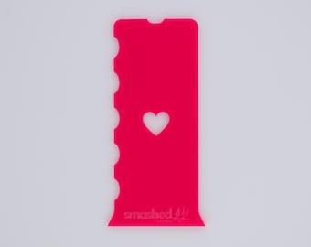 Groovy – Pink Throwing Rib – Pottery Profile Rib