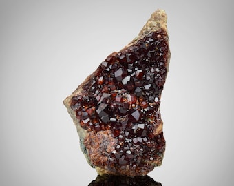 Cristallo di granato spessartite, esemplare minerale di Khogyani, Afghanistan, 26 grammi