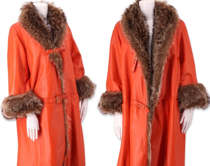 70s SILLS Bonnie Cashin leather fur coat L / vintage 1970s orange raccoon trim coat, fur trim winter coat, cashin coach coat, penny lane