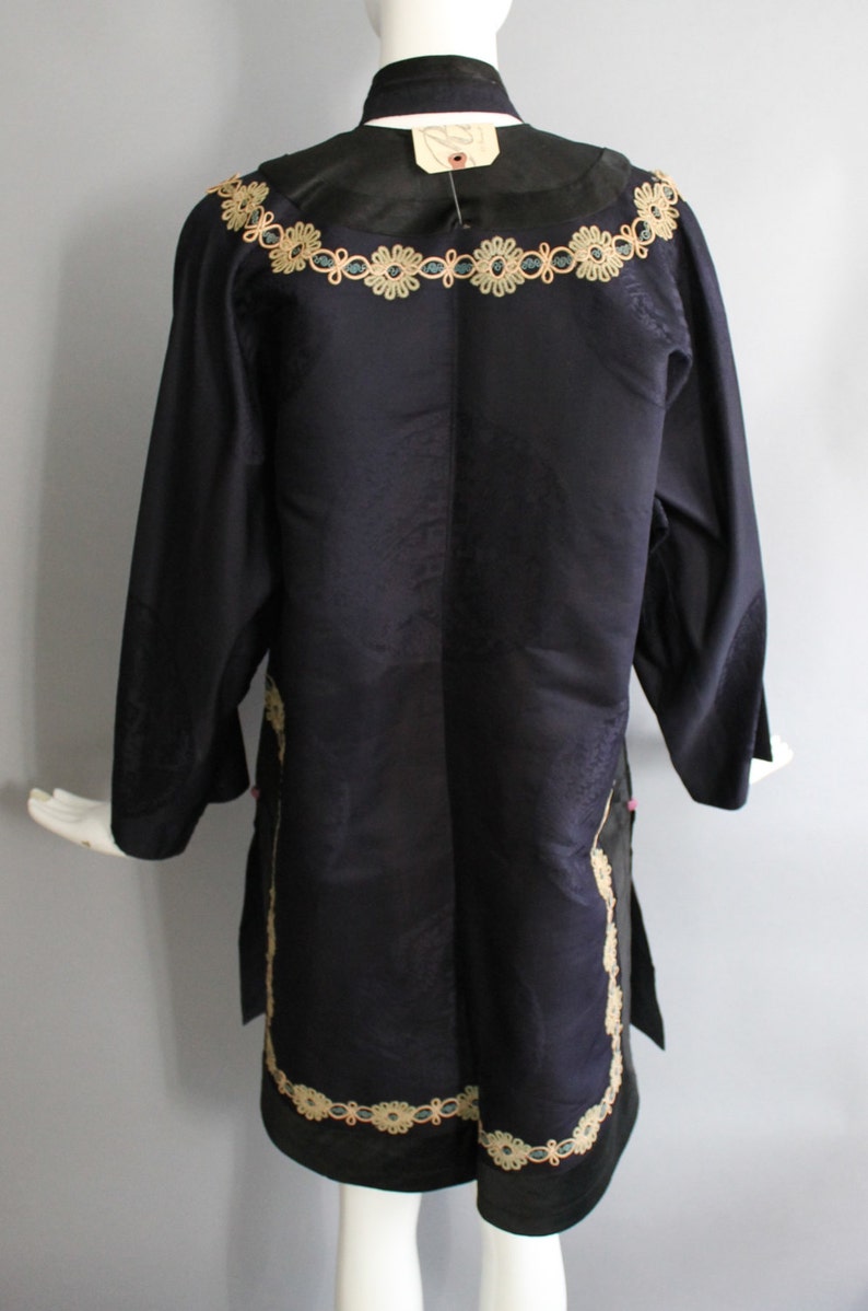 20s CHINESE silk formal printed and embroidered ceremonial ROBE kimono jacket navy silk 1920s 30s vintage image 5