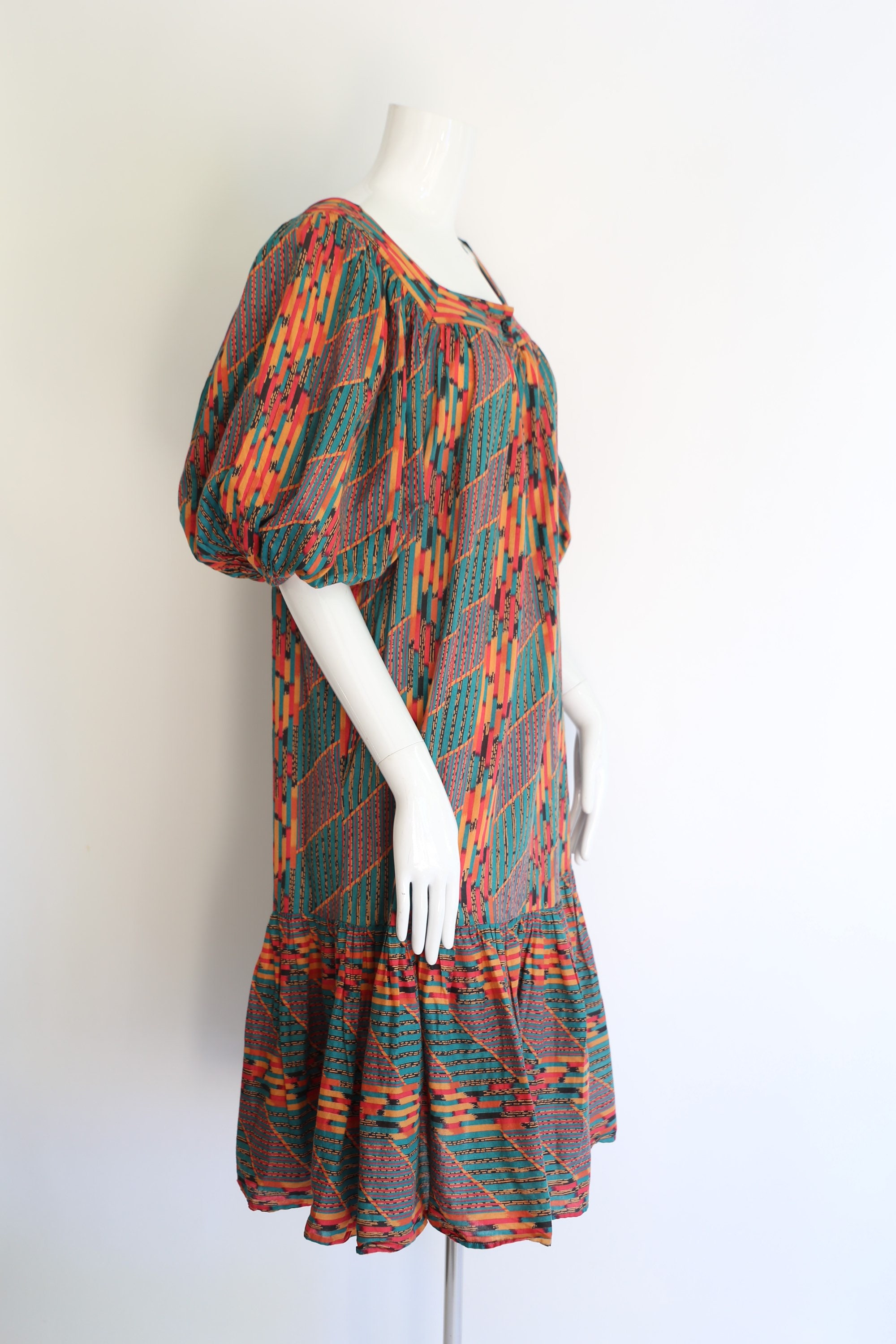 70s MOLLIE PARNIS print peasant dress / vintage 1970s boho cotton ...