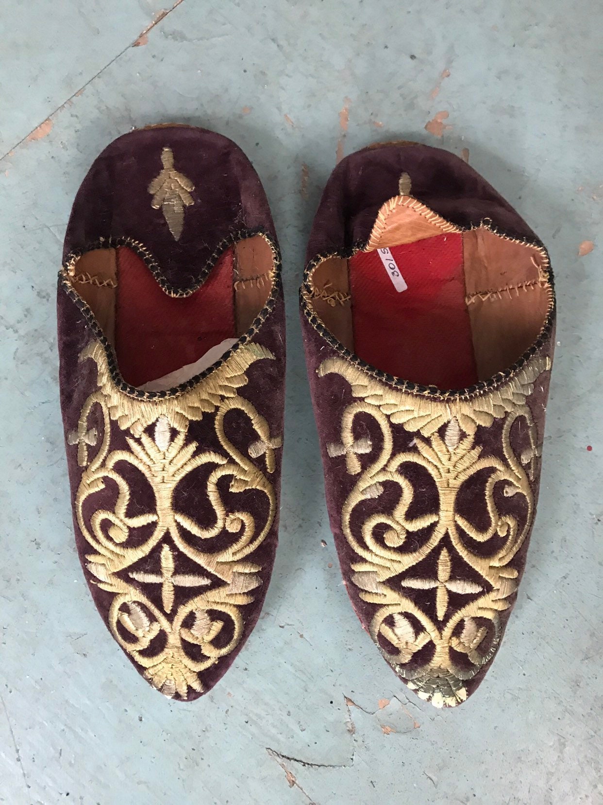 antique MOROCCAN babouche velvet gold thread embroidered SLIPPERS shoes ...