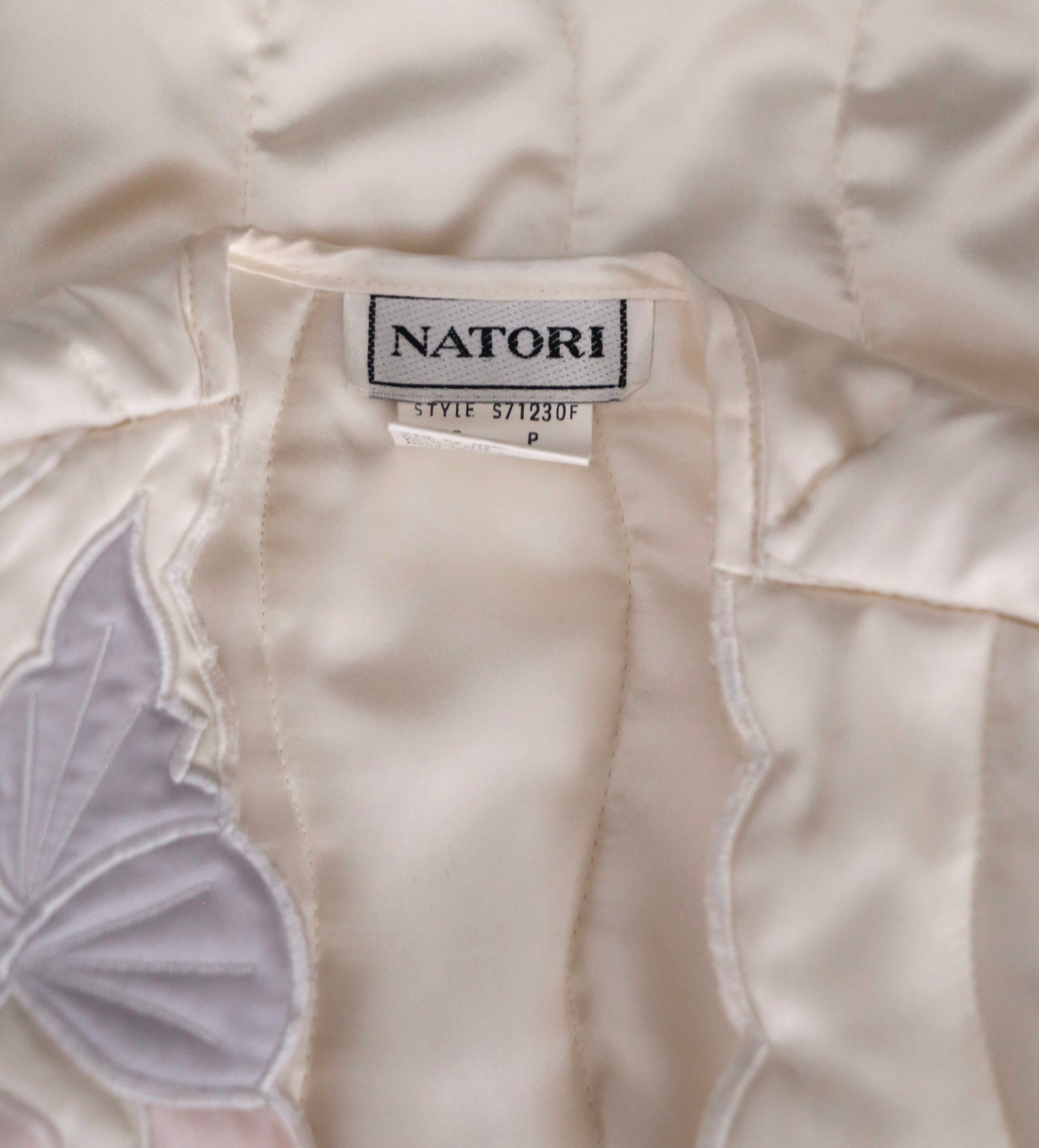 Natori bed deals jacket
