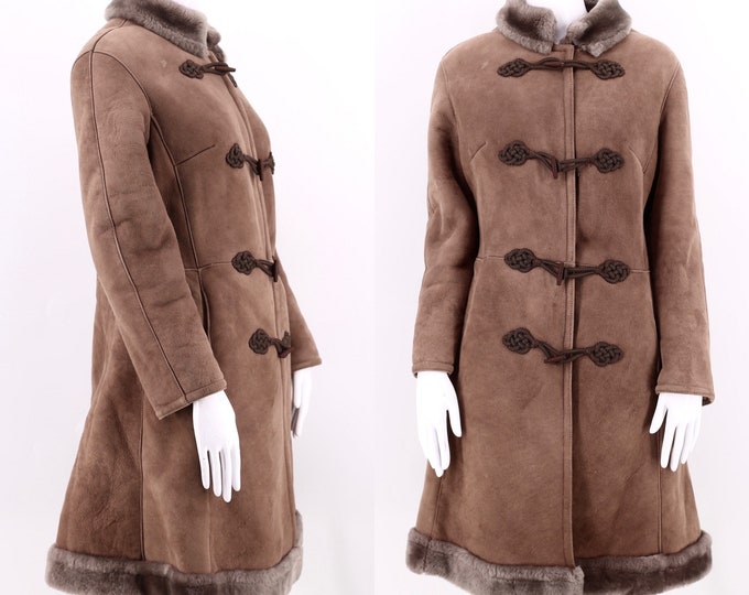 70s brown suede SHEARLING coat sz M / vintage 1970s 60s shearling fur trim frog closure seamed tailored COAT jacket