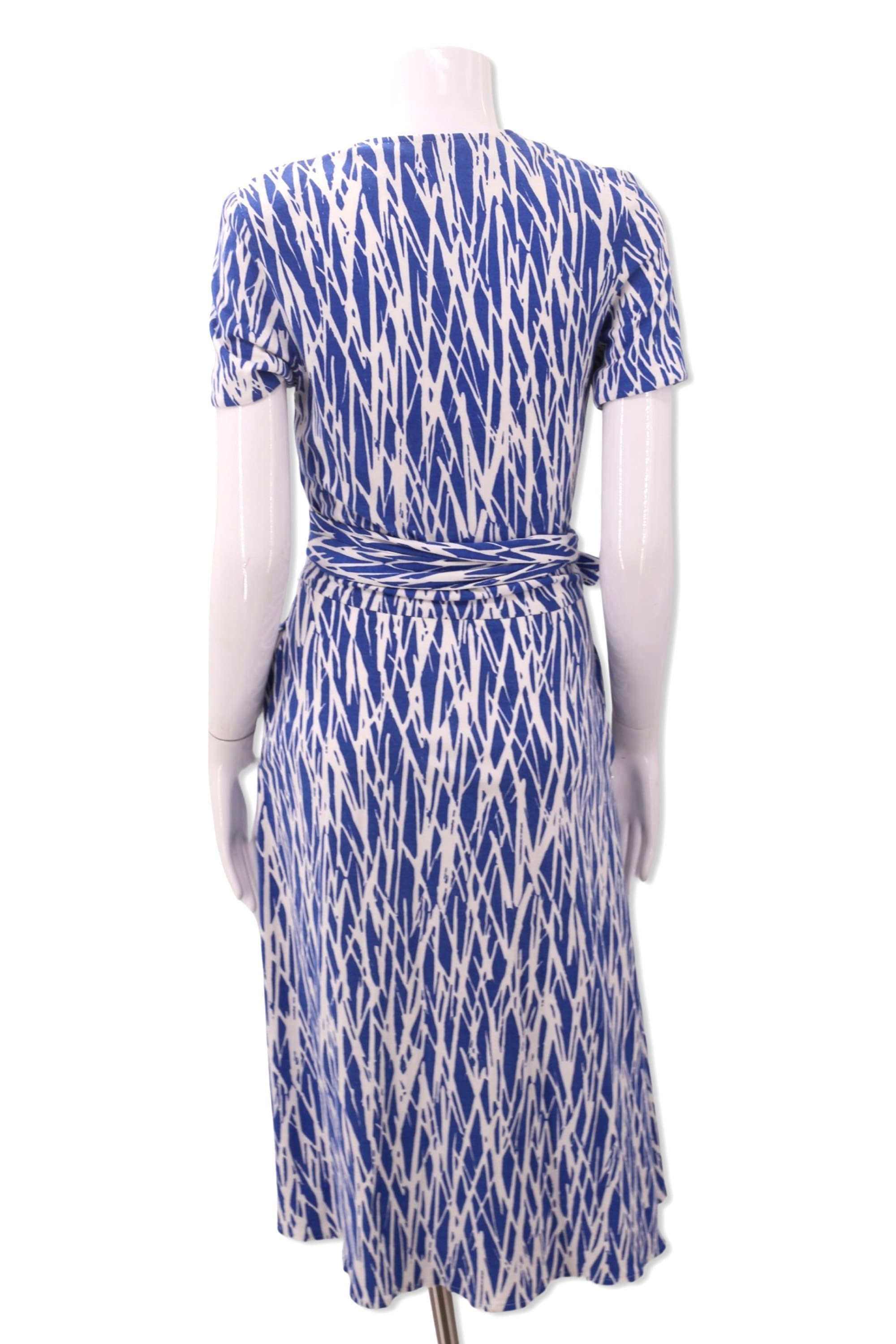 70s DVF vintage wrap dress 10 / 1970s blue print Diane Von Furstenberg ...