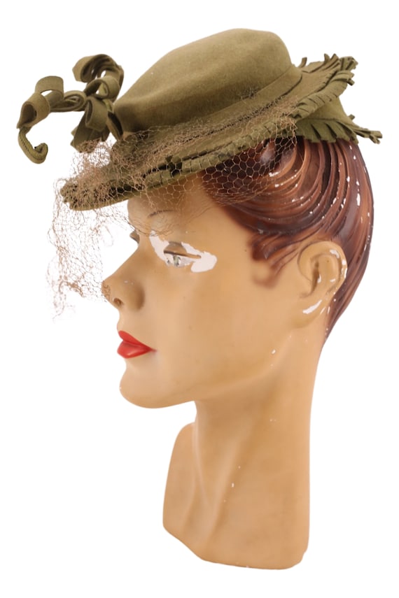 40s New York CREATIONS green disc tilt hat / vint… - image 5