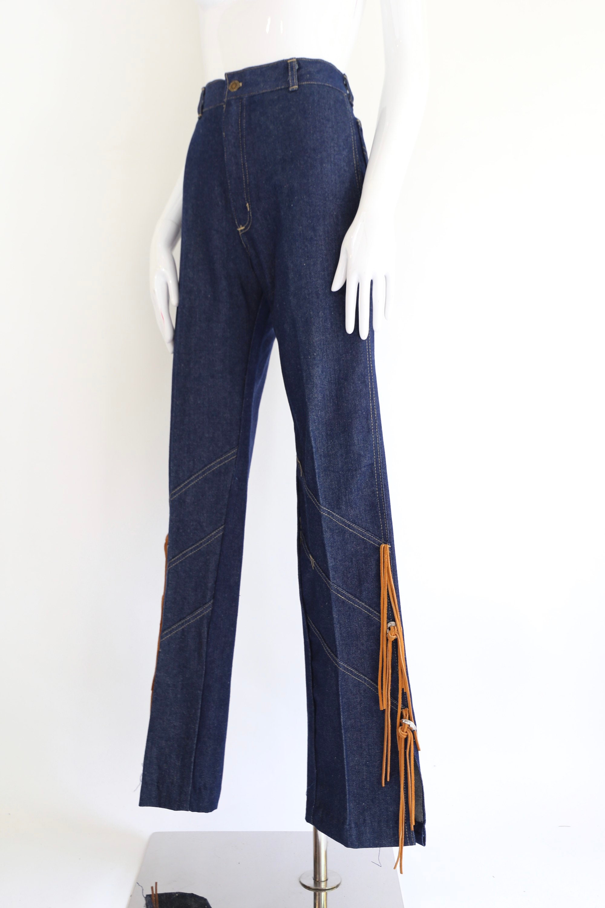 70s FREDERICKS of HOLLYWOOD high waisted sz 29 denim bell bottoms