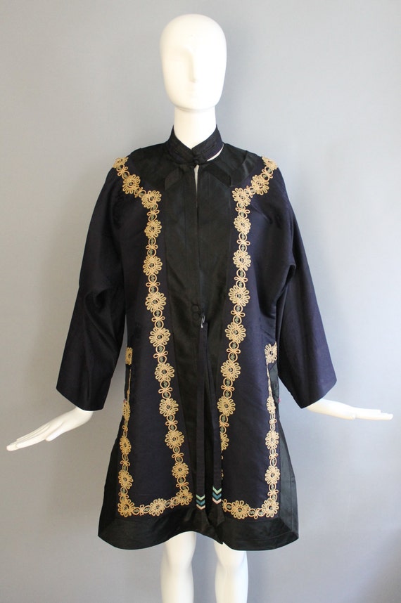 20s CHINESE silk formal printed and embroidered c… - image 2