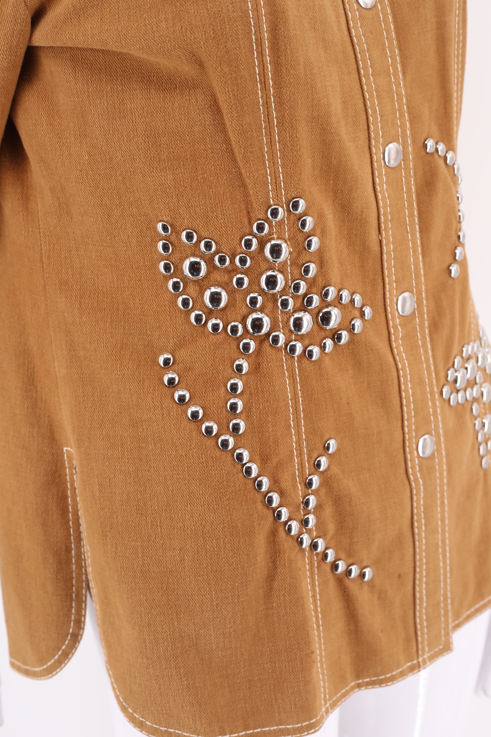 70s DOTTI DIDIT studded denim jacket / vintage 1970s tan metal studded tailored brushed cotton