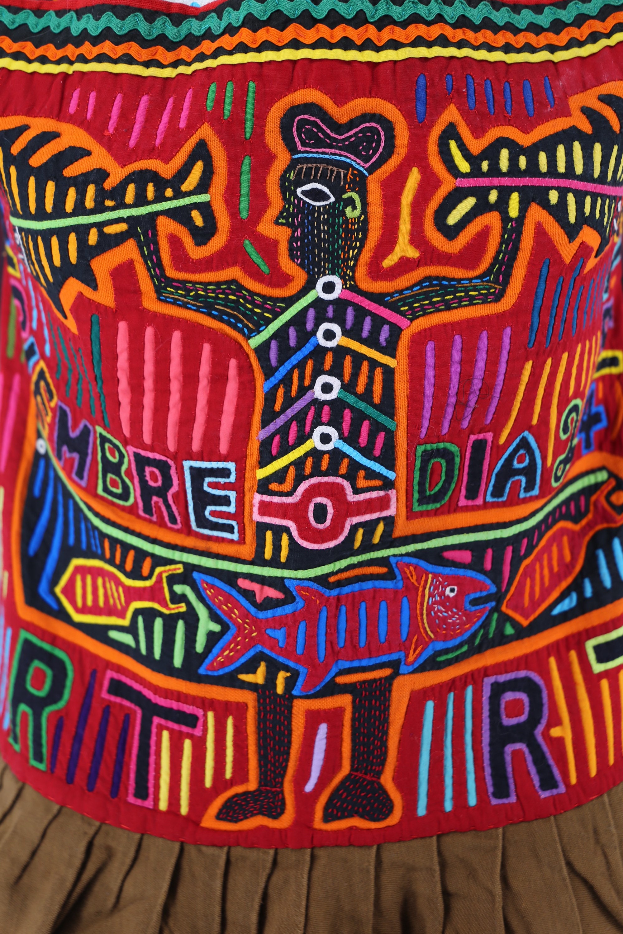 70s vintage Mola handmade folk art top / vintage Molas Columbia Panama