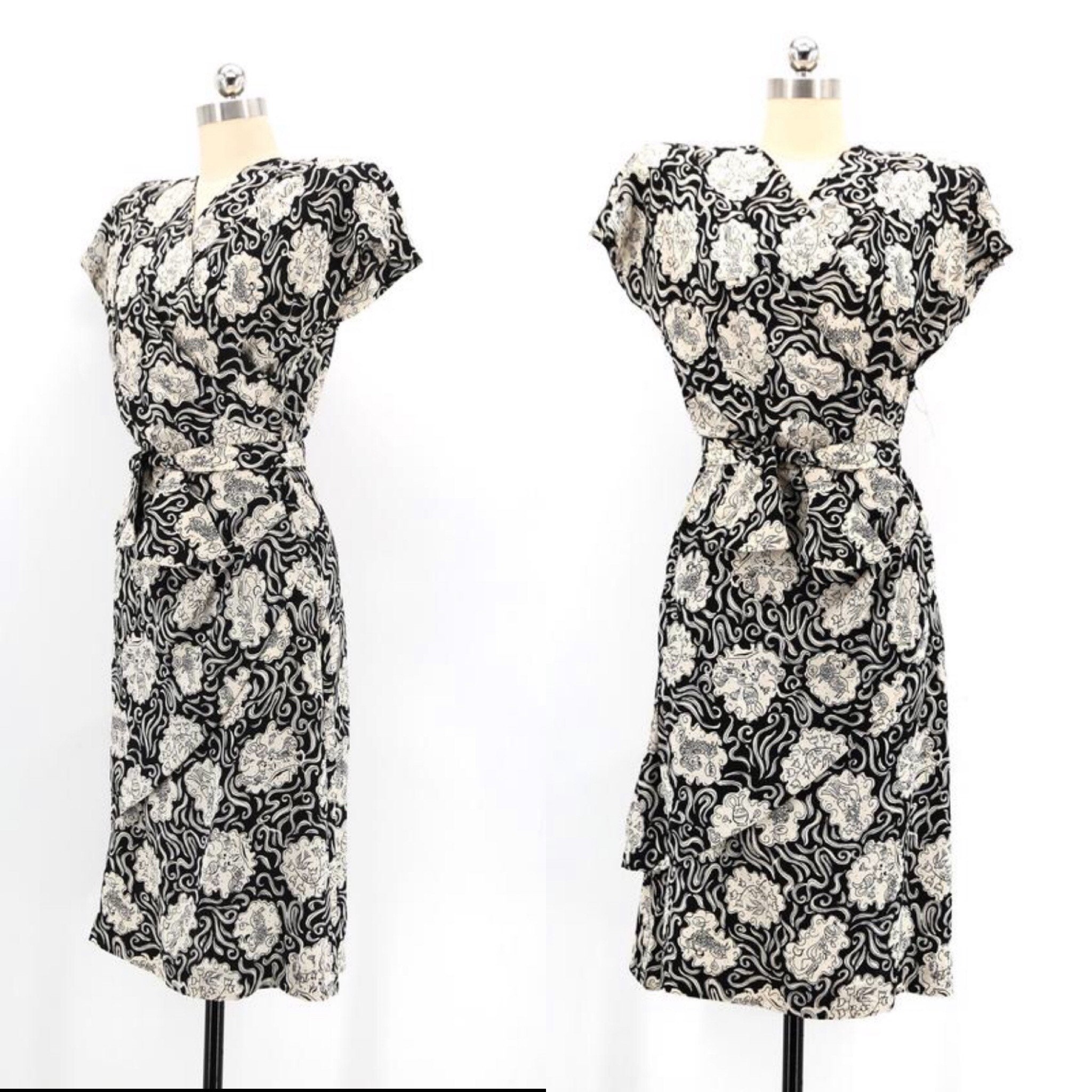 40s novelty print silk day dress : black and white Grecian holiday ...