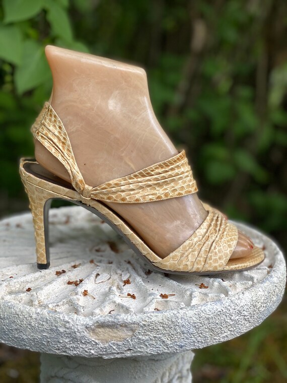 70s sz 6.5 HALSTON python sandals high heels, vin… - image 4