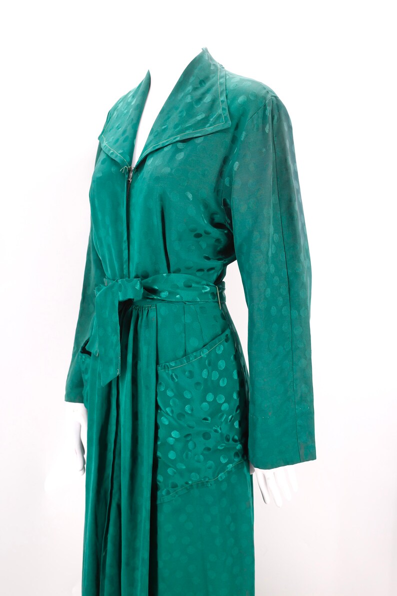30s rayon Satin emerald dressing gown M / vintage late 1930s 40s dot print zip front dress with wide sweep and sash 1940s S-M image 5