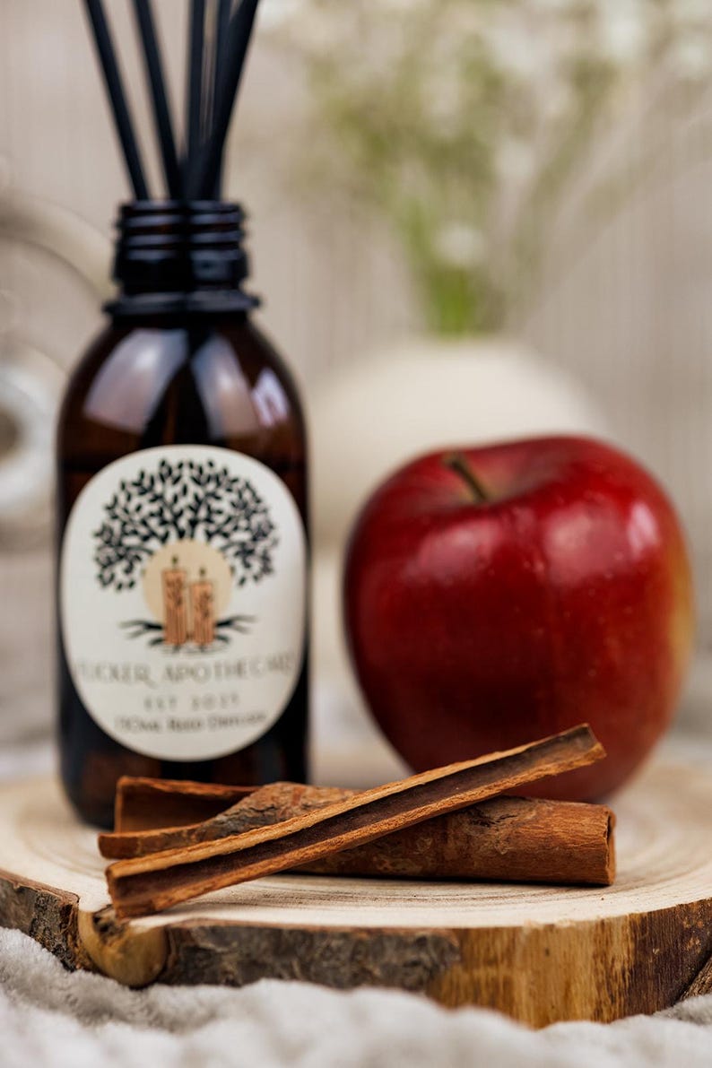 Flicker Apothecary Reed Diffuser - Thumbnail 2