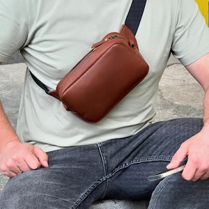 Mens real leather fanny pack, brown minimalist crossbody bag, custom hip bag, mens leather phone pouch, fathers day gift, mens bum bag