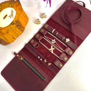 Personalized travel jewelry case, leather jewelry organizer, jewelry roll for earrings bracelet necklace ring, bridesmaid gifts, mothers day
