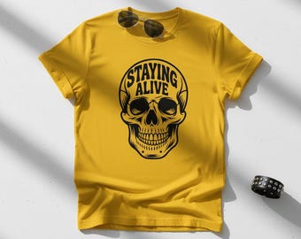 Calavera Staying Alive PNG, Arte de tatuajes de motociclista retro, Diseño gótico urbano (Descarga digital)