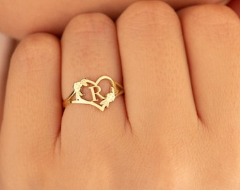 Personalized 14K Gold Initial Ring: Heart & Flower Engraved