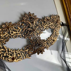 HALLOWEEN Venetian CHRISTMAS Lace Gold Masquerade Mask Diamante Gem Detail Ball Fancy Dress Party Cosplay LUXURIOUS