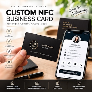 Może przedstawiać: Czarna, prostokątna wizytówka NFC ze złotym tekstem i okrągłą ikoną NFC. Karta zawiera tekst Your Name, Your Title, Tap, Connect oraz Make an Impact. Obok znajduje się smartfon wyświetlający profil cyfrowy dla Jane Smith.