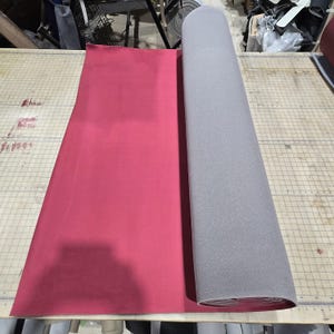 Tejido de revestimiento de techo de ante elástico color granate: Interior de coche de lujo