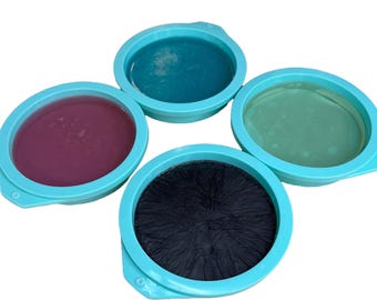 Reuseable Picky Pad DIY Kit, Kit to Make Your Own Picky Pad! Comes with Mold and 4oz biodegradable gel base mixture.