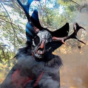 Wendigo Fursuit Head Premade, Tribal Bone Mask with Removable Horns, Faux Fur Shaman Design, Scary Mythological Costume, Halloween Gift