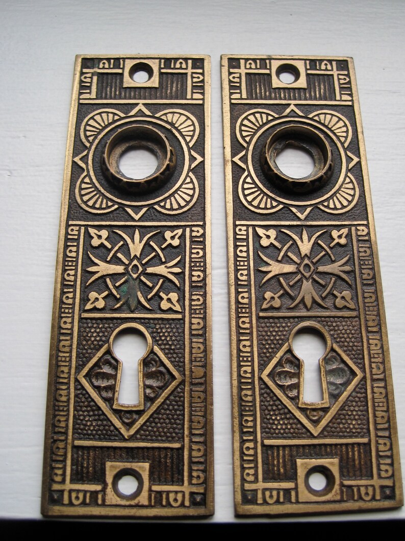 Art Deco Door Knob Back Plate Set Of Two 1940s Craftsman Etsy