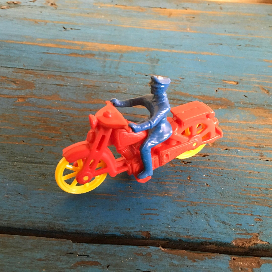 1:6 Scale World Peacekeepers: Police Motorcycle (No Packaging) MCTP-90174