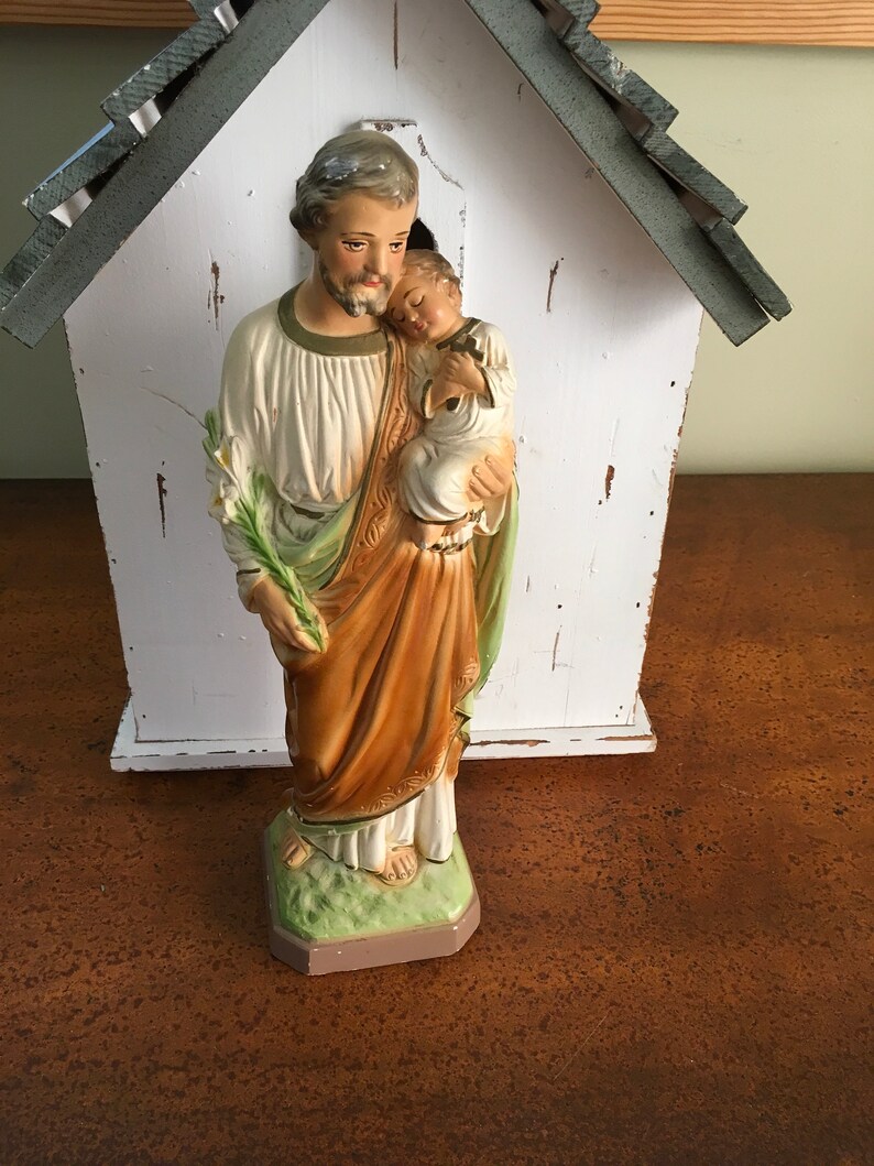 VINTAGE Saint Joseph and Infant Jesus C.S. 121. Chalkware in image 0