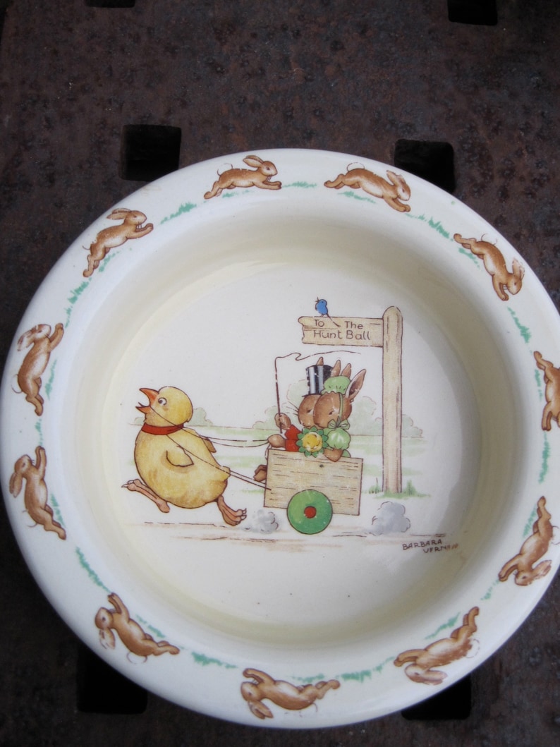 Vintage Bunnykins RARE Ceramic Child/'s Bowl To The Hunt Ball Made in England Royal Doulton China signed by Barbara Vernon 1950s