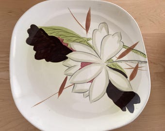 Vintage RED WING USA “Lotus” Collectable Dinner Plate Mid Century Pottery 1950s