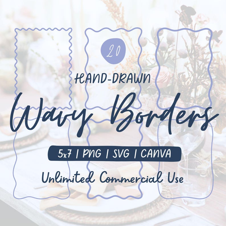Pu&ograve; includere: Un set di 20 bordi ondulati disegnati a mano in blu. I bordi misurano 12,7 x 17,8 cm e sono disponibili nei formati PNG, SVG e Canva. Sono per uso commerciale illimitato.