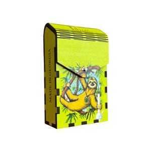 Portasigarette Stoned Sloth - Porta-spinelli in legno e scatola per nascondere l'erba, divertenti regali a tema bradipo, accessori unici per stoner