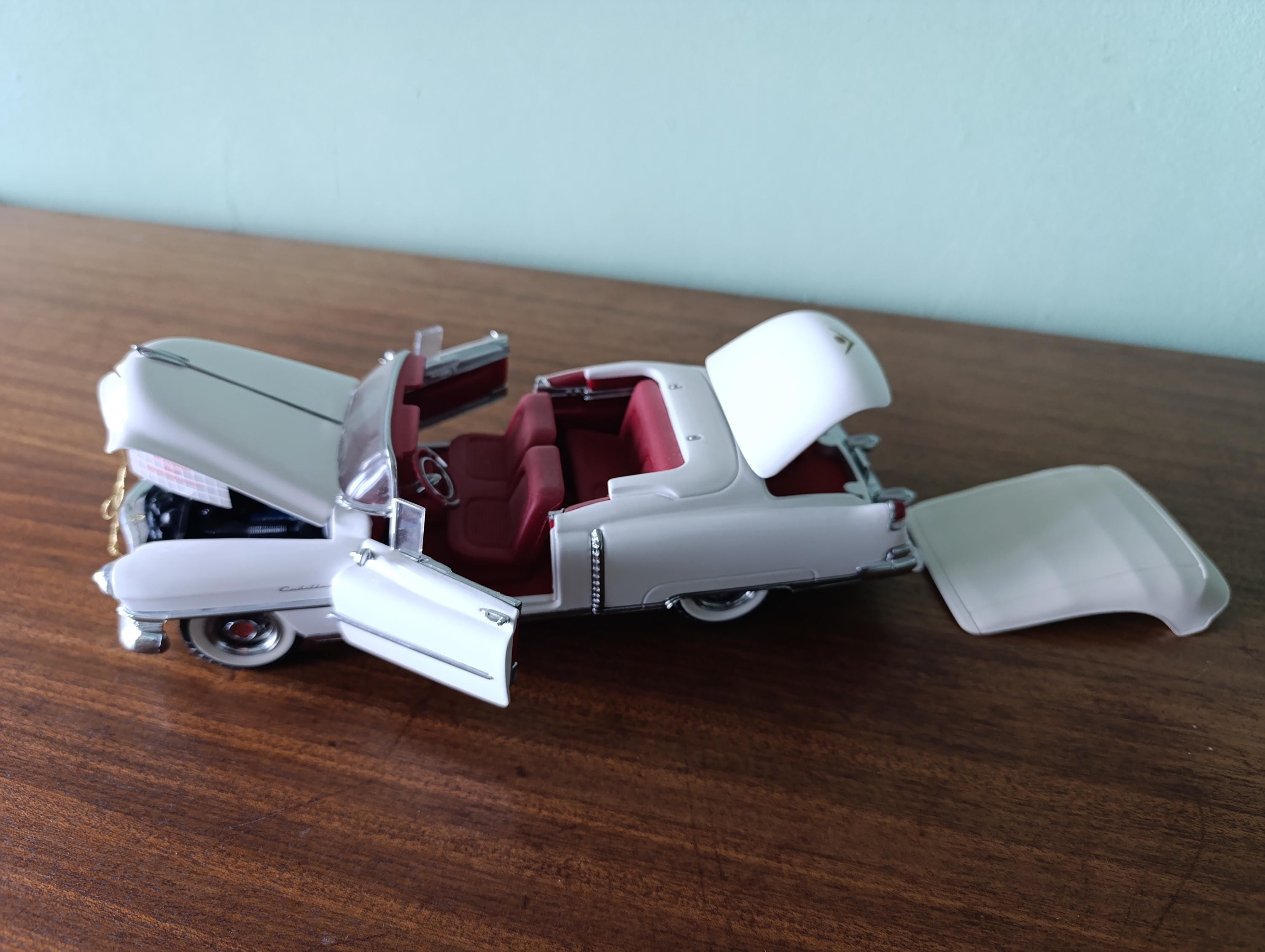 フランクリンミント キャデラック モデルカー スケール 1/24
