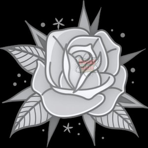 Könnte beinhalten: Eine Graustufen-Grafikillustration einer Rose mit geschichteten Blütenblättern und spitzen Blättern. Das Design zeigt eine zentrale Blume, umgeben von scharfem Blattwerk, kleinen sternartigen Akzenten und verstreuten Punkten.